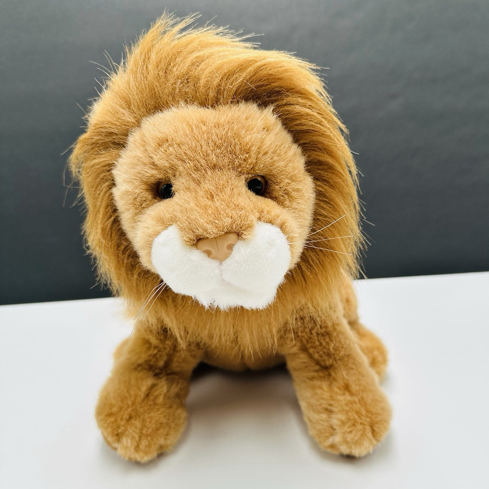 Vintage Russ Lion Cat 11” Sitting Plush Stuffed Animal Safari Made For Target
